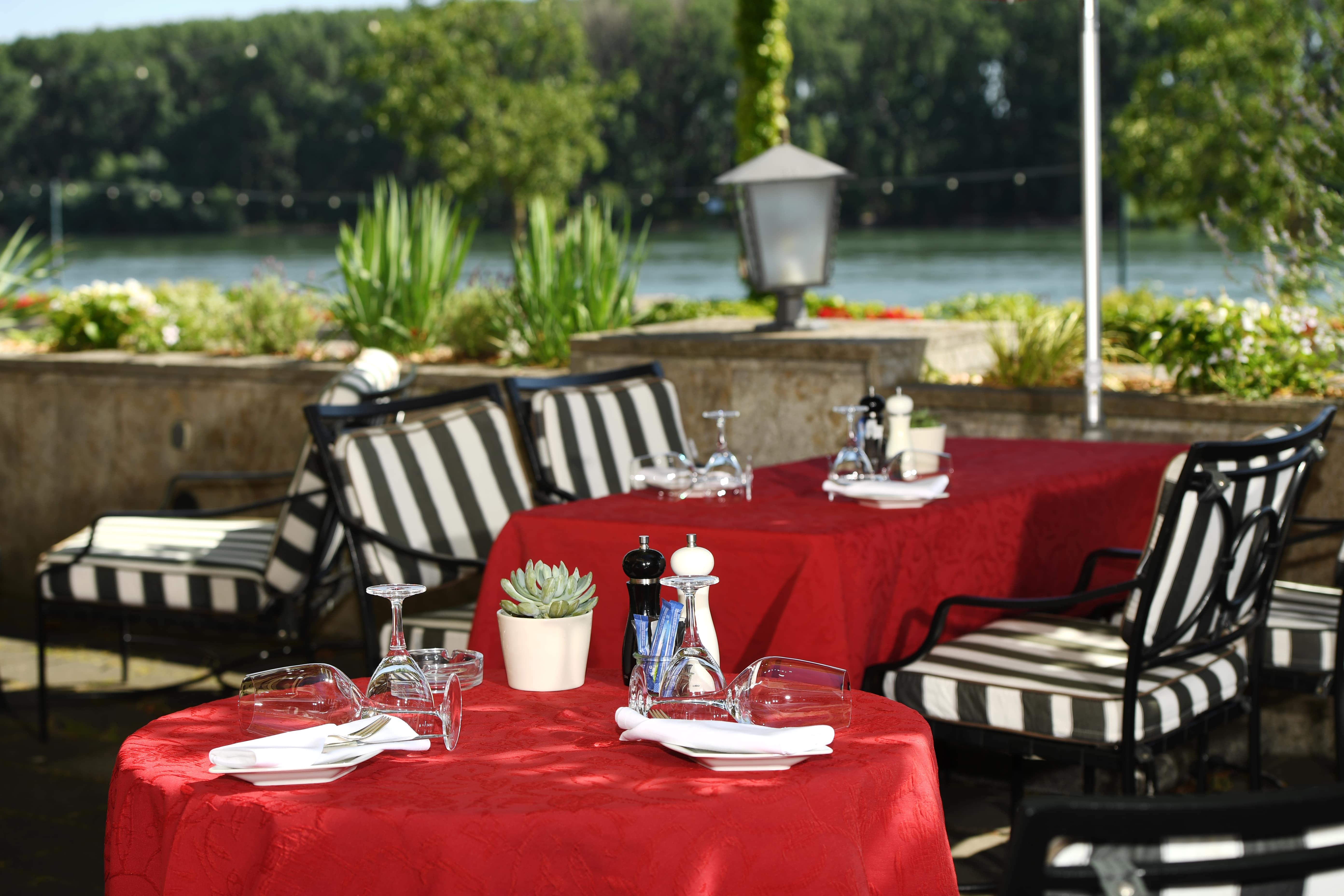 Rhein-Hotel Nierstein Ngoại thất bức ảnh